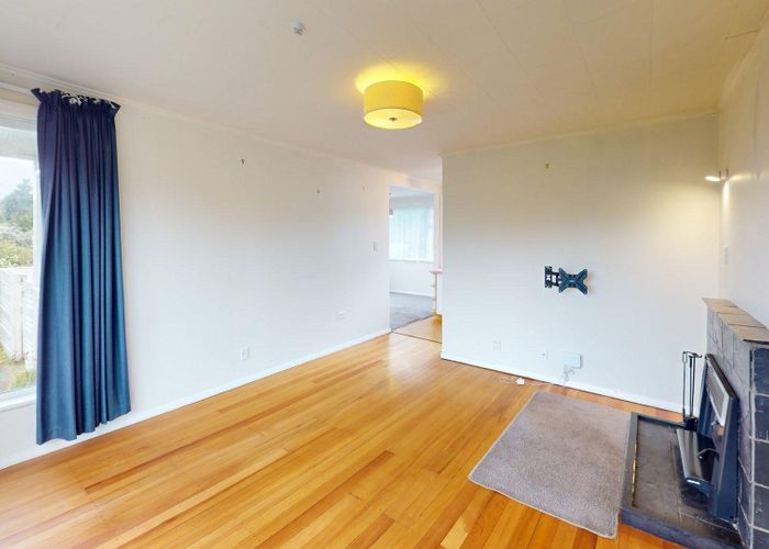  at 33 Dale Road, Raumati South, Kapiti Coast, Wellington