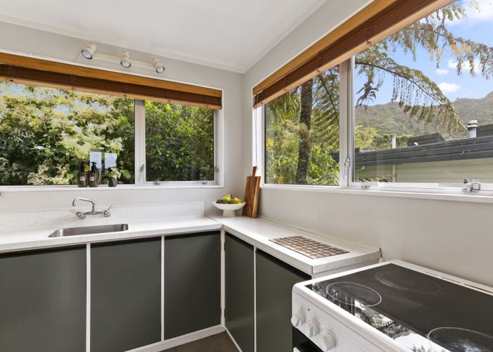  at 16A Govind Grove, Ngaio, Wellington