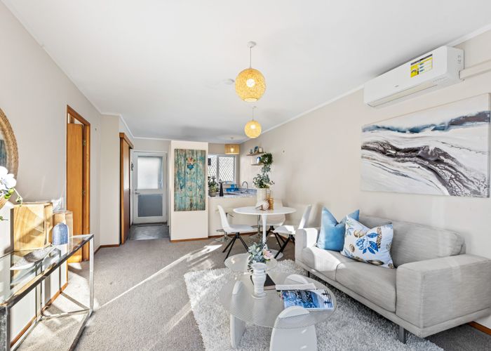  at 14/15 Puriri Street, Takapuna, North Shore City, Auckland
