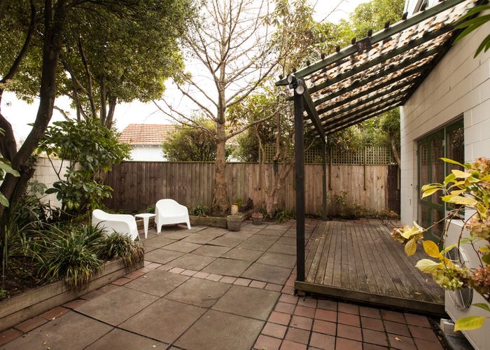  at 1/16 Rossall Street, Merivale, Christchurch