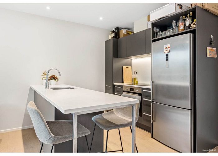  at 204/69B Hall Avenue, Mangere, Auckland