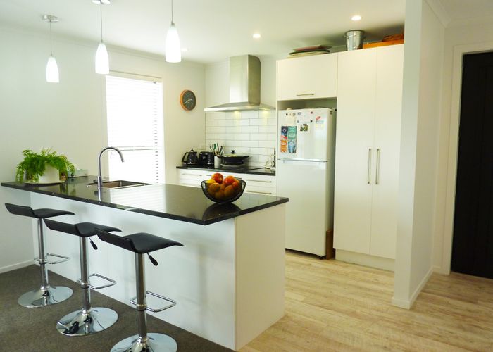  at 208 Waikite Road, Welcome Bay, Tauranga