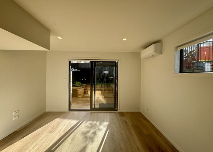  at 12/506 Glenfield Road, Bayview, North Shore City, Auckland