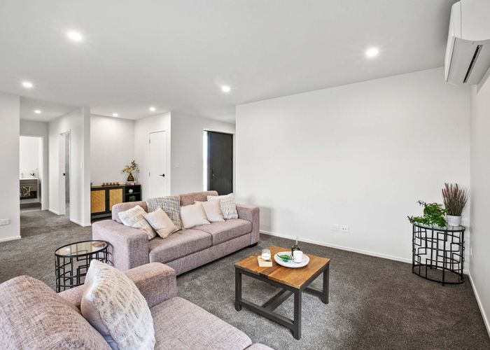  at 2b Sandel Rise, Merrilands, New Plymouth, Taranaki