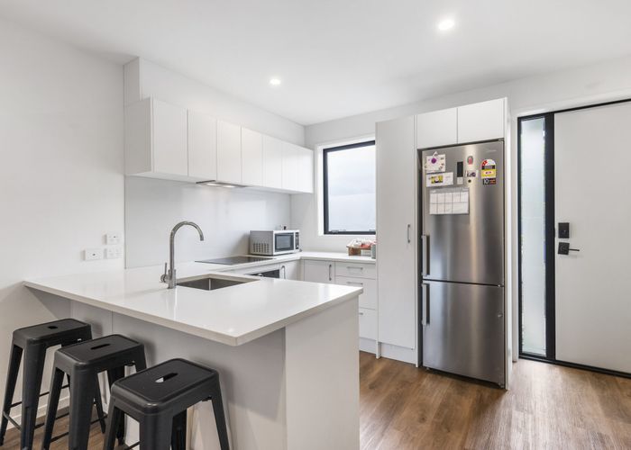  at 14 Rara Lane, Manukau, Manukau City, Auckland