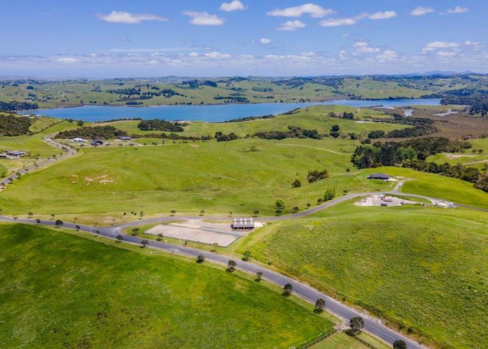  at 6 Hinamoki Drive, Kaiwaka, Kaipara, Northland