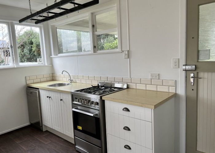  at 6 Kaitawa Street, Waikanae Beach, Kapiti Coast, Wellington