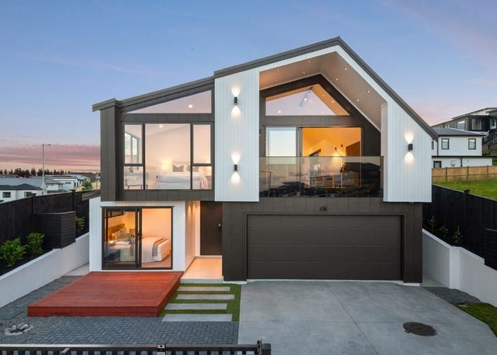  at 44 Waitai Close, Long Bay, Auckland