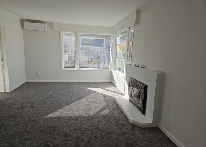  at 4 Peachgrove Rd, Te Atatu Peninsula, Waitakere City, Auckland