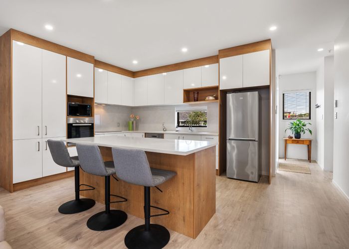  at 24C Castledine Crescent, Glen Innes, Auckland