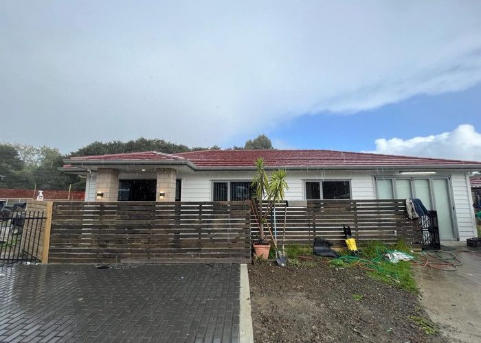  at 298 Birdwood Road, Massey, Waitakere City, Auckland