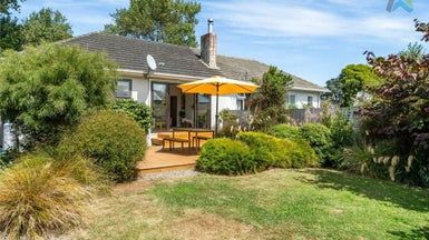  at 225 Riverside Drive, Waterloo, Lower Hutt