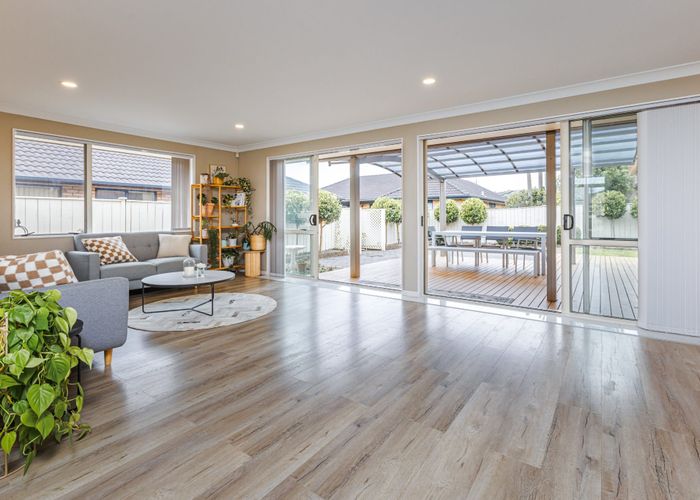  at 6 Clavoy Place, East Tamaki, Auckland