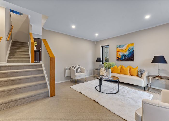  at 9 Sonoma Crescent, Oteha, North Shore City, Auckland