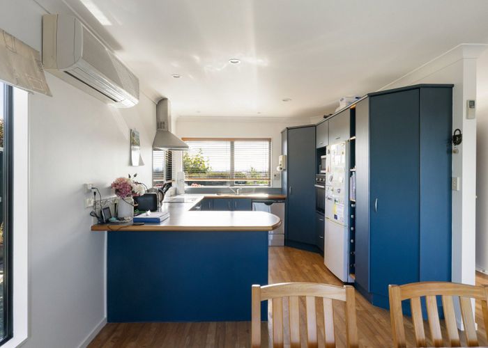  at 24 Highgrove Drive, Grandview Heights, Hamilton, Waikato