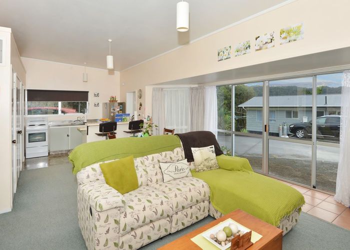  at 8B Mountain Road, Morningside, Whangarei, Northland