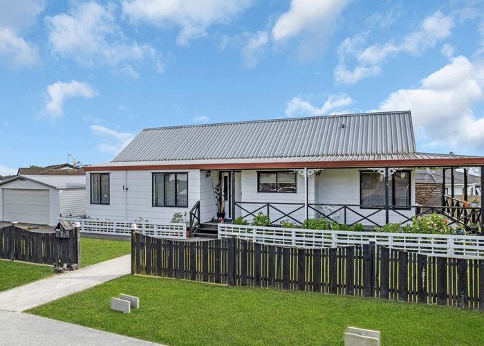  at 7 Crail Court, Goodwood Heights, Manukau City, Auckland