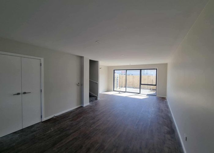  at 31/3 Farmer Crescent, Taita, Lower Hutt, Wellington