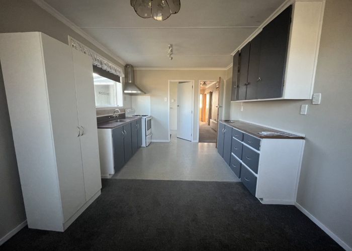  at 71 Avon Road, Clifton, Invercargill