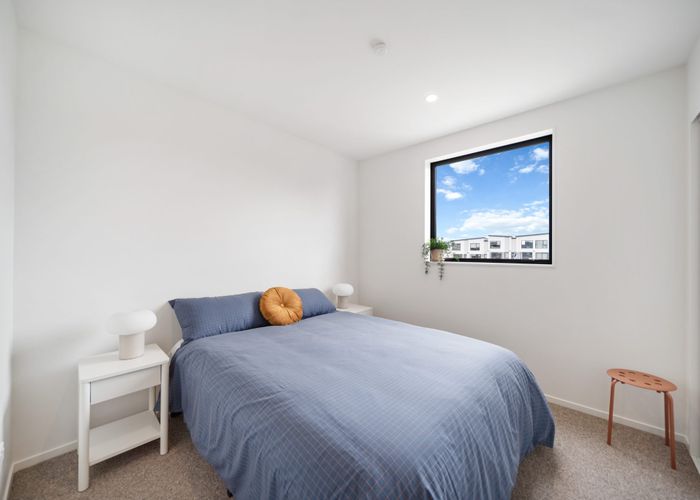  at 13 Pikotoetoe Lane, Papatoetoe, Manukau City, Auckland