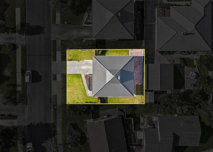  at 27B Galloway Crescent, Farm Cove, Manukau City, Auckland