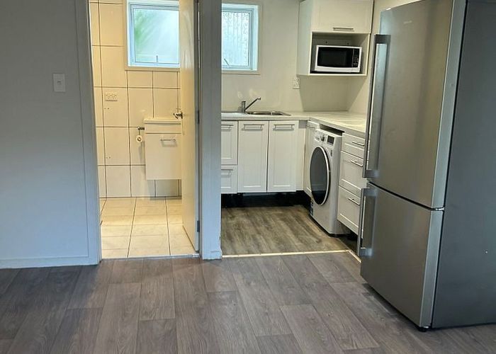  at 3 Freya Place, Torbay, North Shore City, Auckland