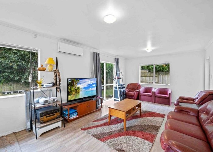  at 10 Portrush Lane, Takanini, Papakura, Auckland