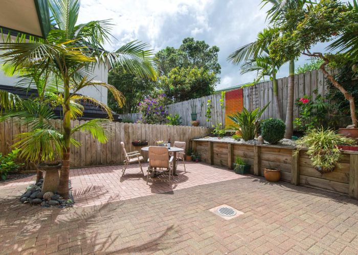  at 52A Santa Ana Drive, Dannemora, Auckland