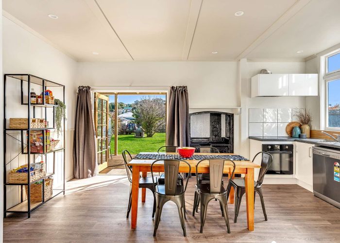  at 42 Seddon Street, Aramoho, Whanganui, Manawatu / Whanganui