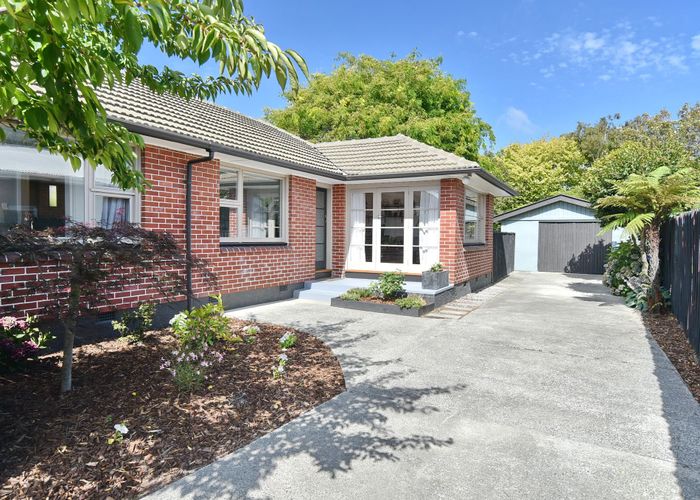 at 29 Palmside Street, Somerfield, Christchurch