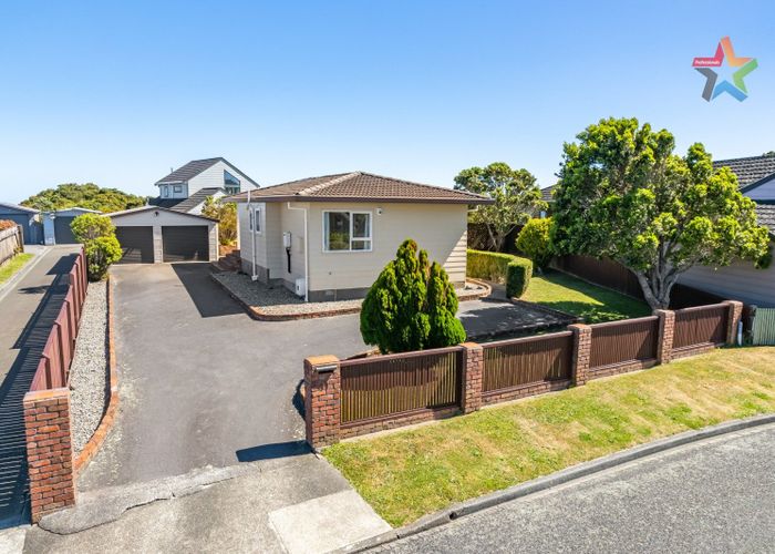 at 11 Jasmine Grove, Maungaraki, Lower Hutt