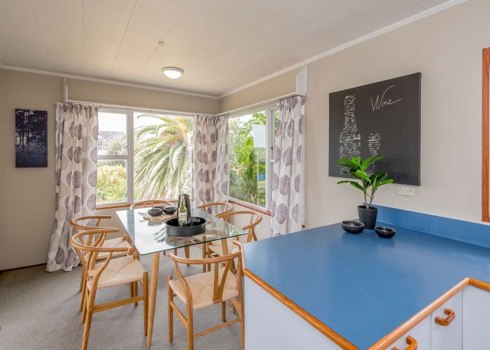  at 20 Hughes Street, Waikanae Beach, Waikanae