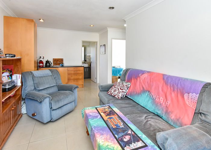  at 10 Mark Edgar Place, Clendon Park, Auckland