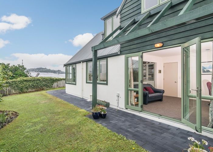  at 6/40 Clifford Road, Johnsonville, Wellington
