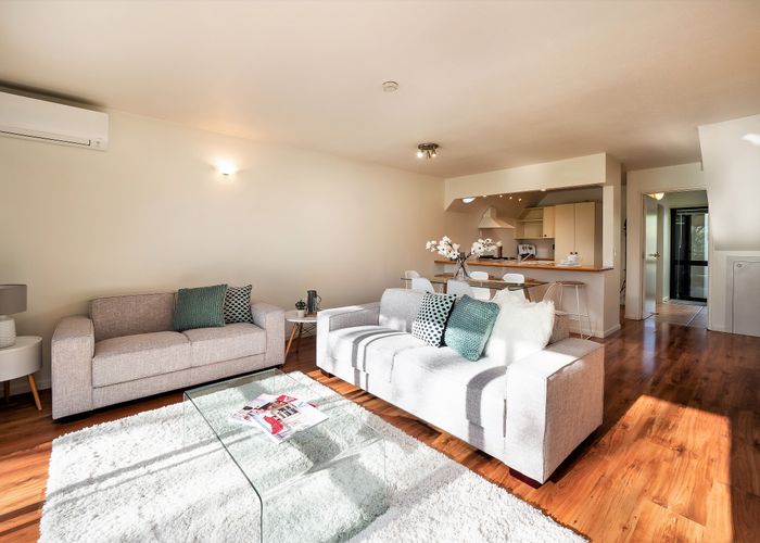  at 2/17 Devon Street, Sydenham, Christchurch