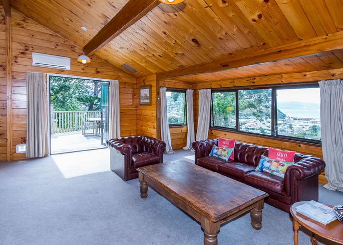  at 20 Liddel Grove, Island Bay, Wellington