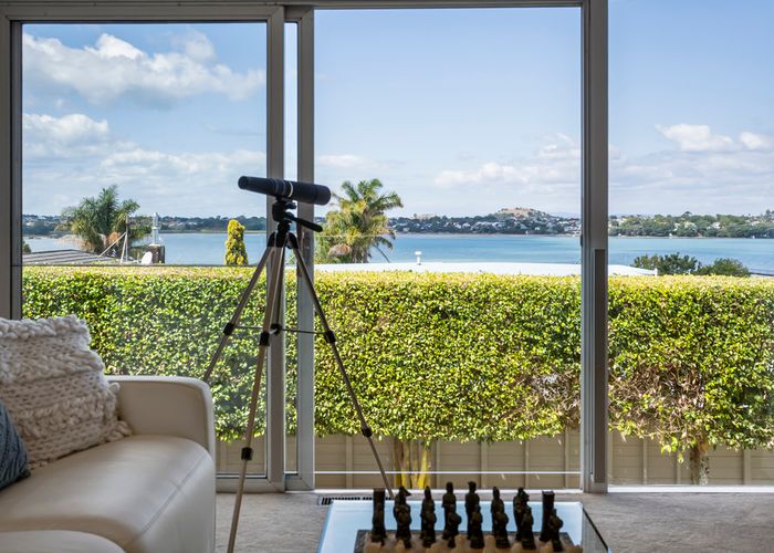  at 43 McBreen Avenue, Northcote, Auckland