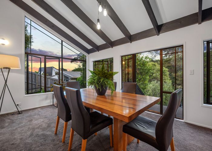  at 5 Menear Lane, Hillcrest, Auckland