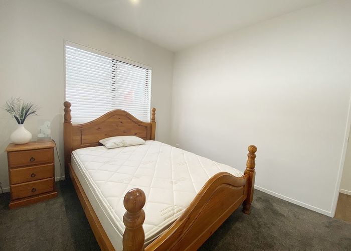  at 32 Tipu Road, Flat Bush, Manukau City, Auckland