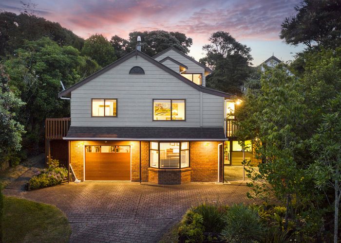  at 19 Longfellow Parade, Glen Eden, Auckland