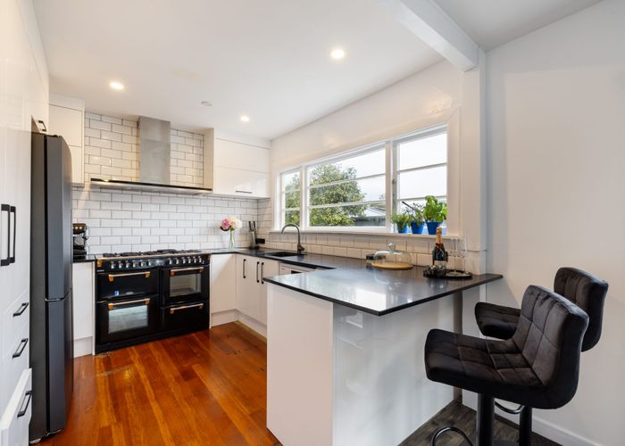  at 212 Weston Road, St Albans, Christchurch