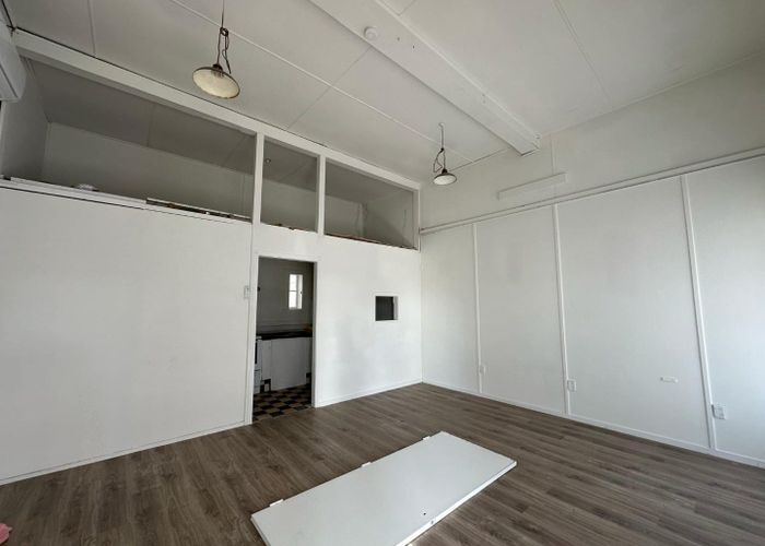  at 9 Hobson Drive, Panmure, Auckland City, Auckland