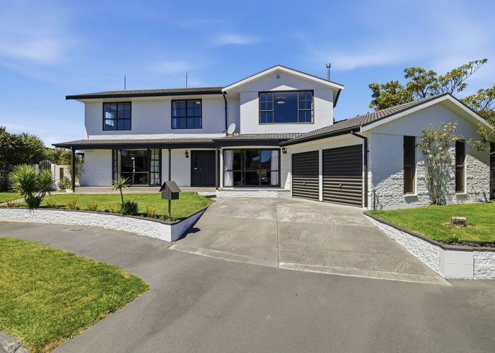  at 4 Larkhill Place, Russley, Christchurch City, Canterbury