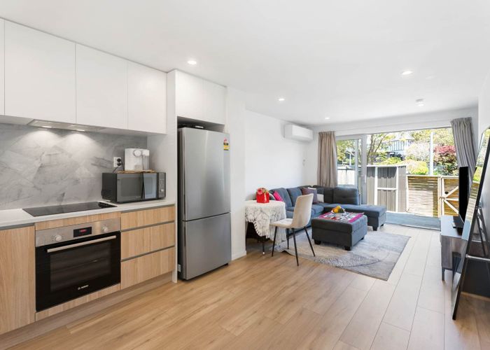  at 1B Sirius Place, Botany Downs, Manukau City, Auckland