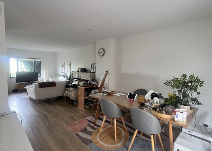  at 2/15 Sarawia Street, Newmarket, Auckland