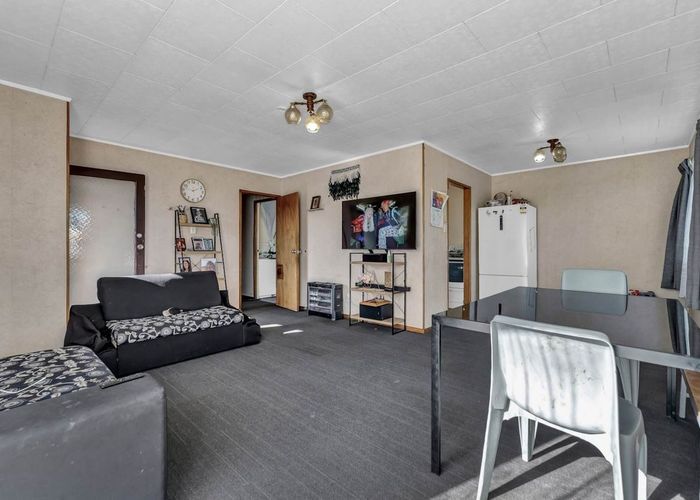  at 6 Sealord Place, Manurewa, Manukau City, Auckland
