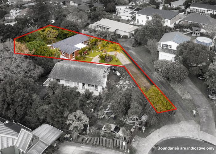  at 10 Almadale Place, Hillcrest, Auckland