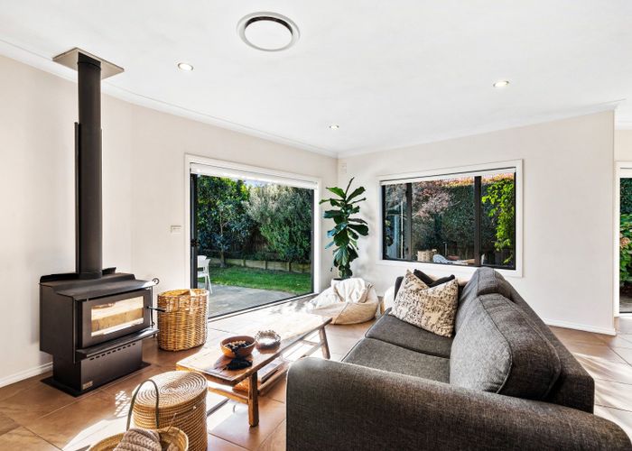  at 27 Napier Street, Jervoistown, Napier, Hawke's Bay