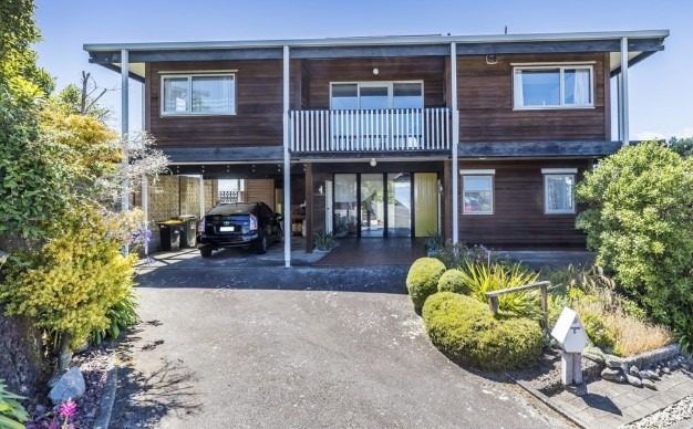  at 5 Mataroa Avenue, Northland, Wellington, Wellington