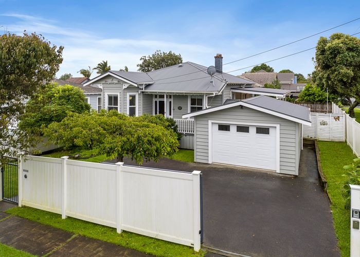  at 19 Foch Avenue, Mount Roskill, Auckland